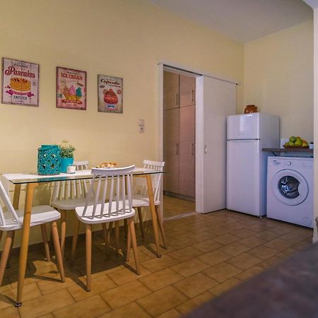 Penny'S Apartment Exámbela 外观 照片