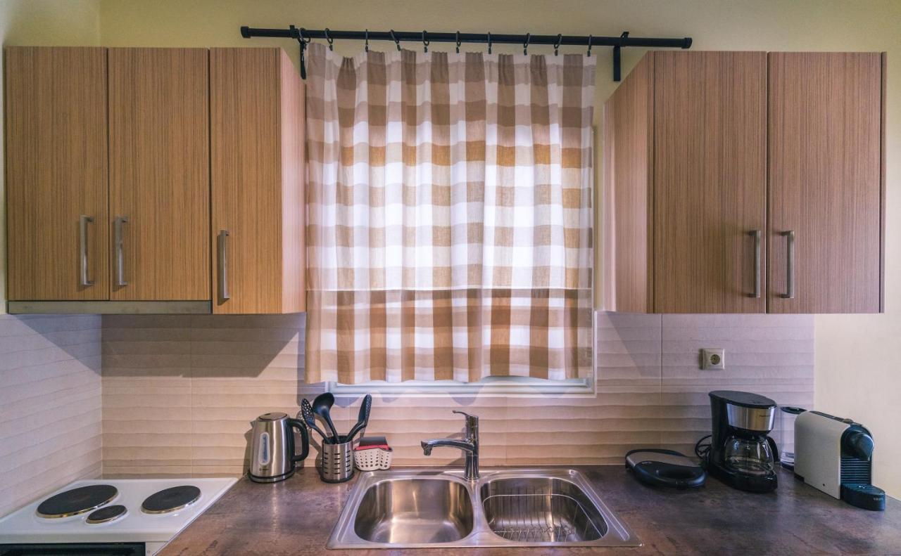 Penny'S Apartment Exámbela 外观 照片