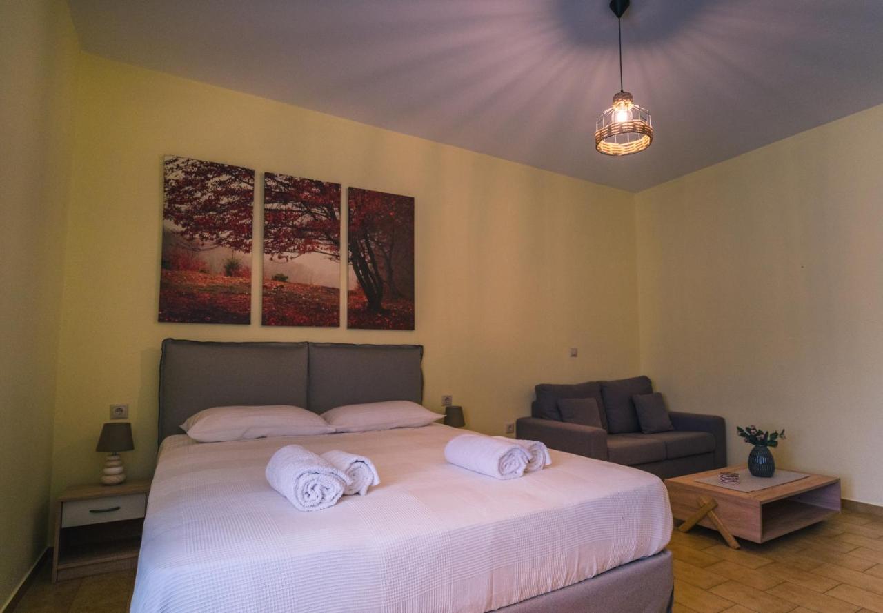Penny'S Apartment Exámbela 外观 照片