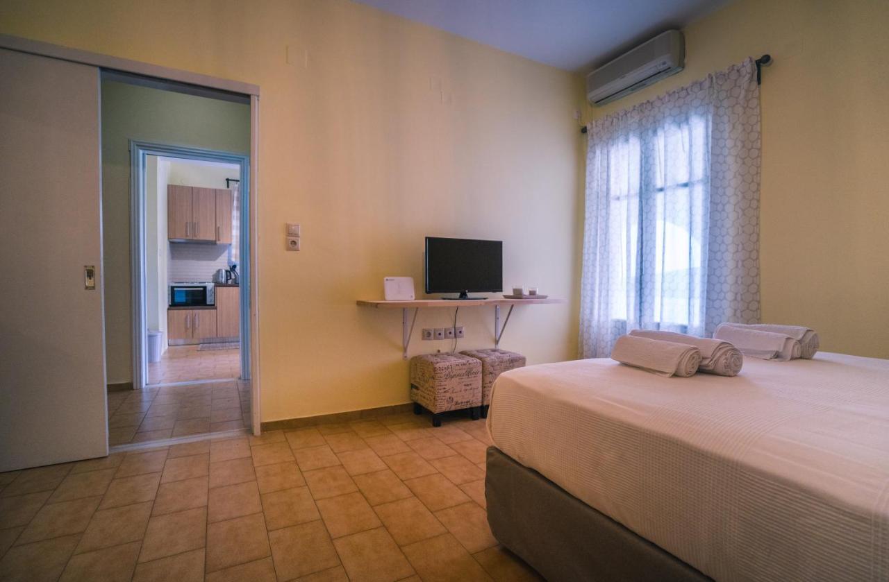 Penny'S Apartment Exámbela 外观 照片