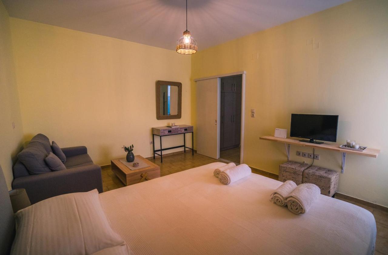 Penny'S Apartment Exámbela 外观 照片